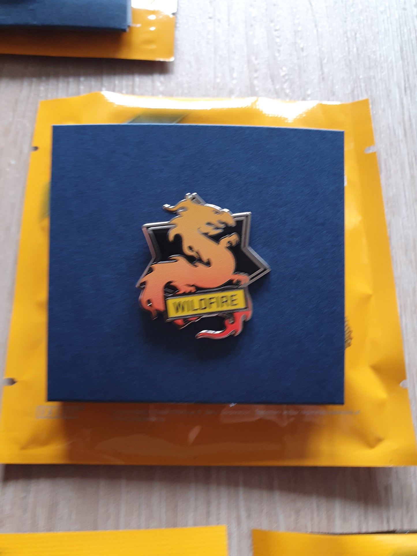 SELECTION CS:GO Pin Series 3 Collectible Pin +Ingame Key STEAM Valve CSGO HOWL CS2 